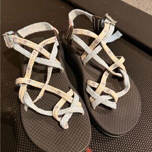 Women’s Blue Chacos Strappy Sandals Size 8 Hiking Outdoors